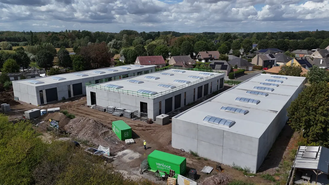 Sarospark — zicht op de afgewerkte betonstructuur van fase 1 en 2